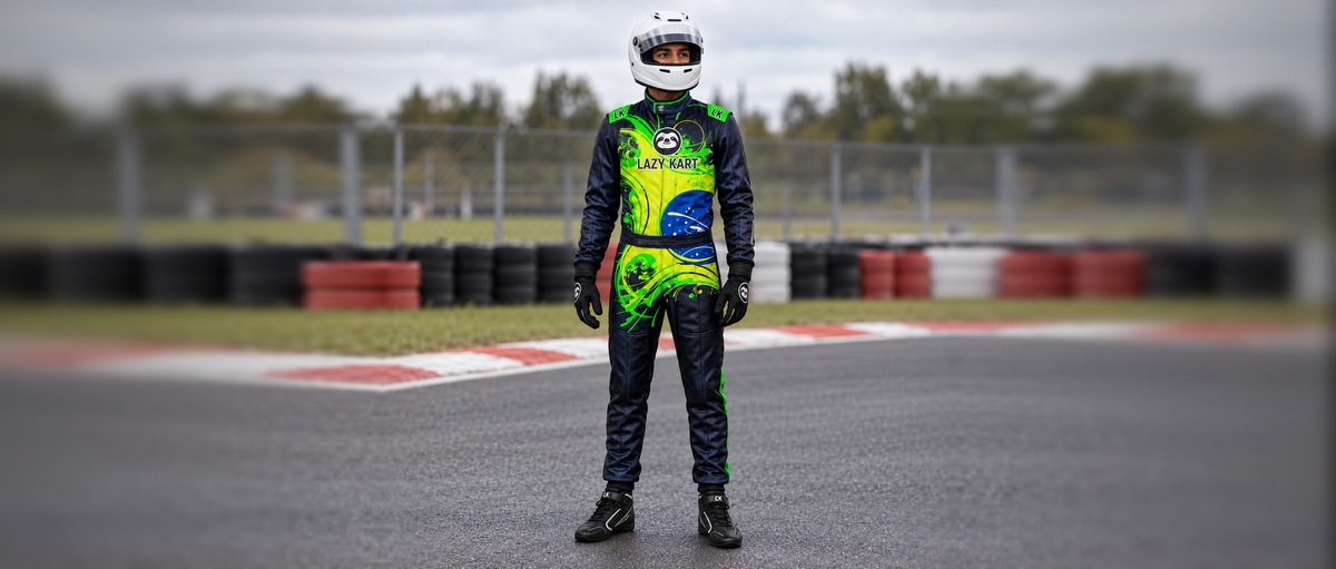 Macacão Brasil Flúor da Lazy Kart na pista